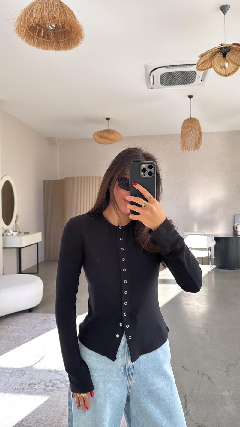 Siyah Tam Boy Çıtçıt Modal Bluz