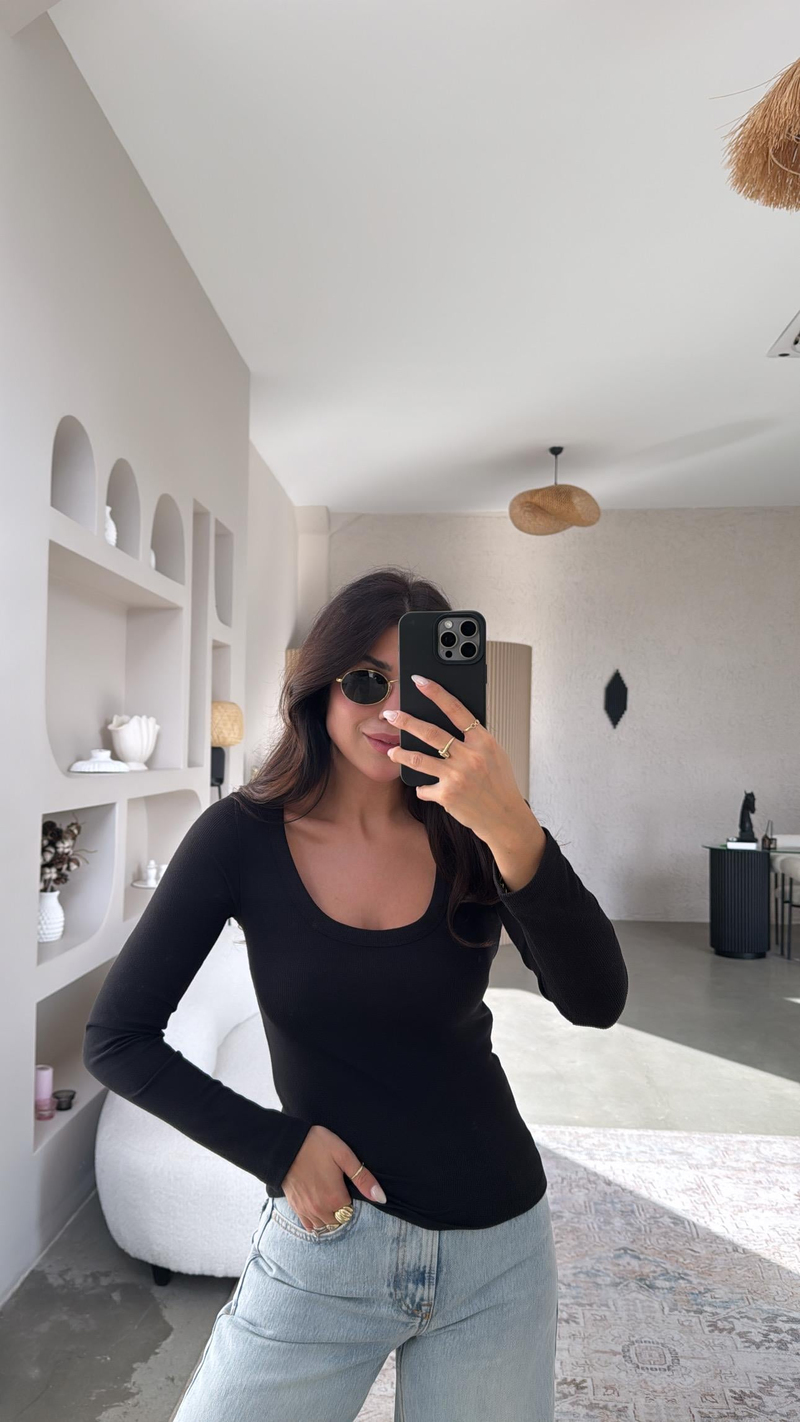 Siyah U Yaka Uzun Kollu Fitilli Basic