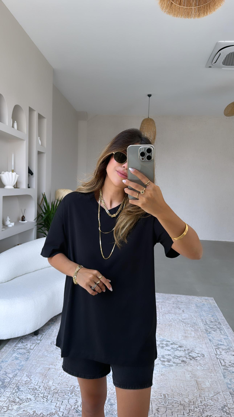 Siyah V Yaka Oversize Tshirt