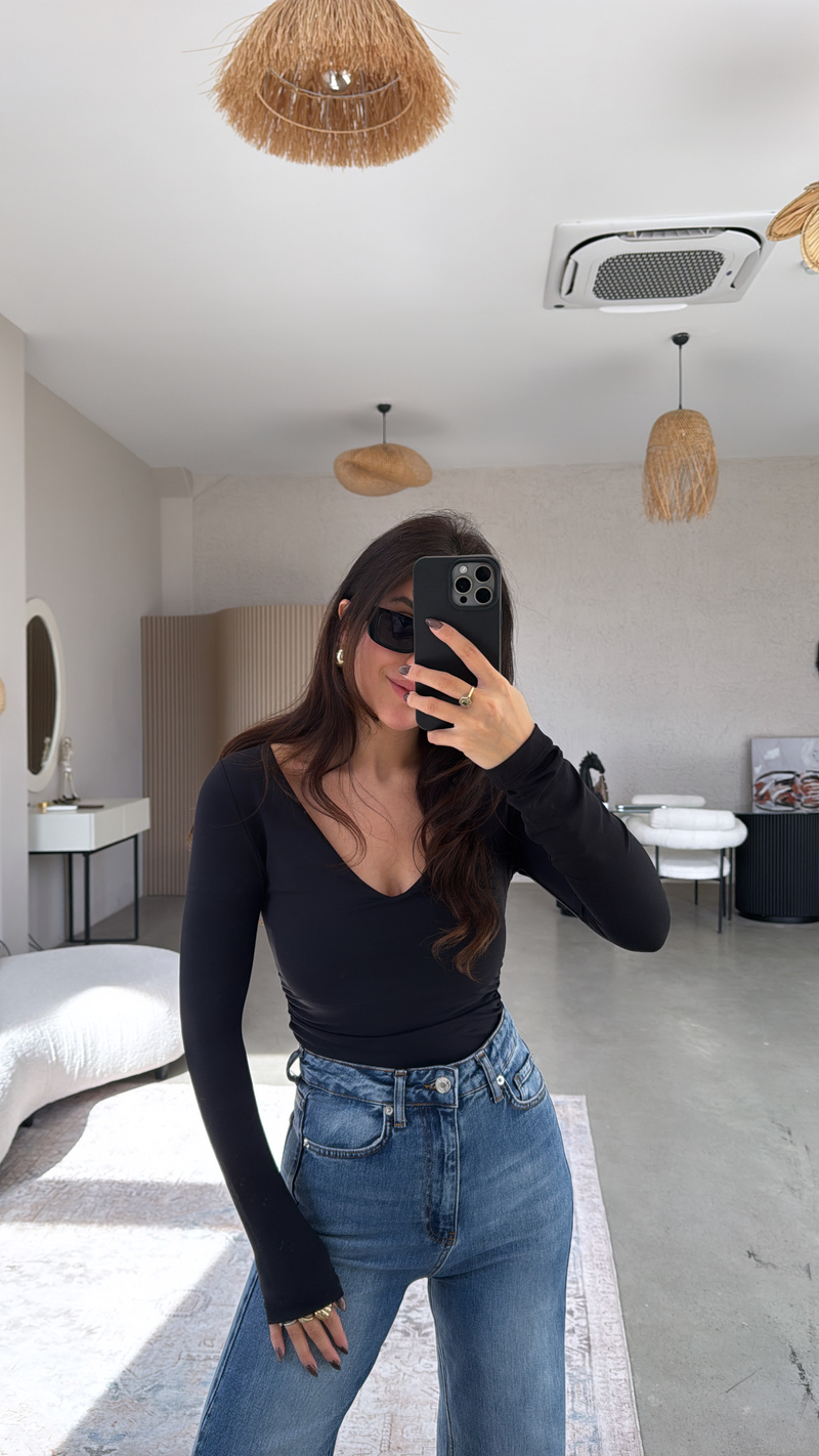 Siyah V Yaka Polyamid Bodysuit