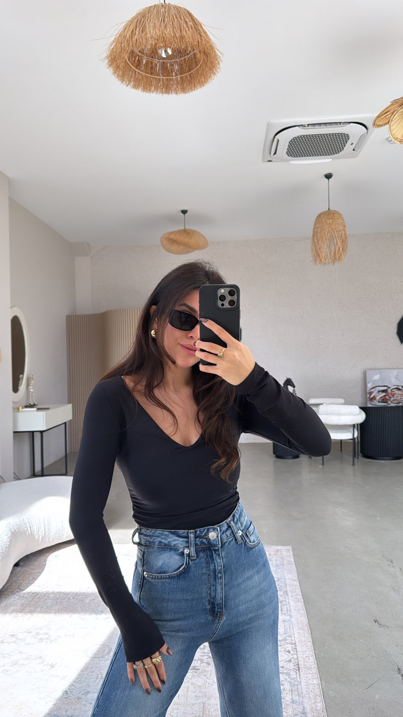Siyah V Yaka Polyamid Bodysuit
