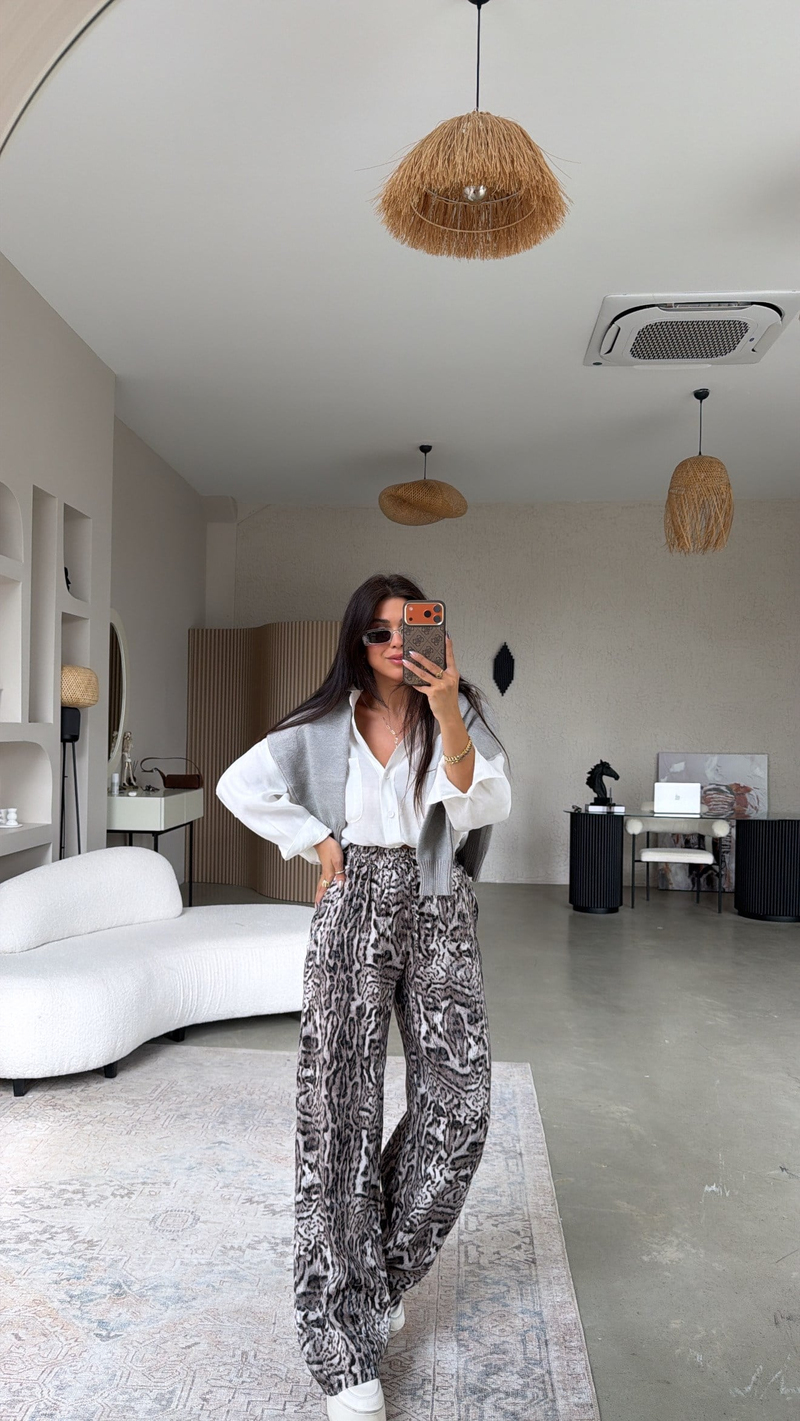 Taş Jakarlı Leoparlı Pantolon