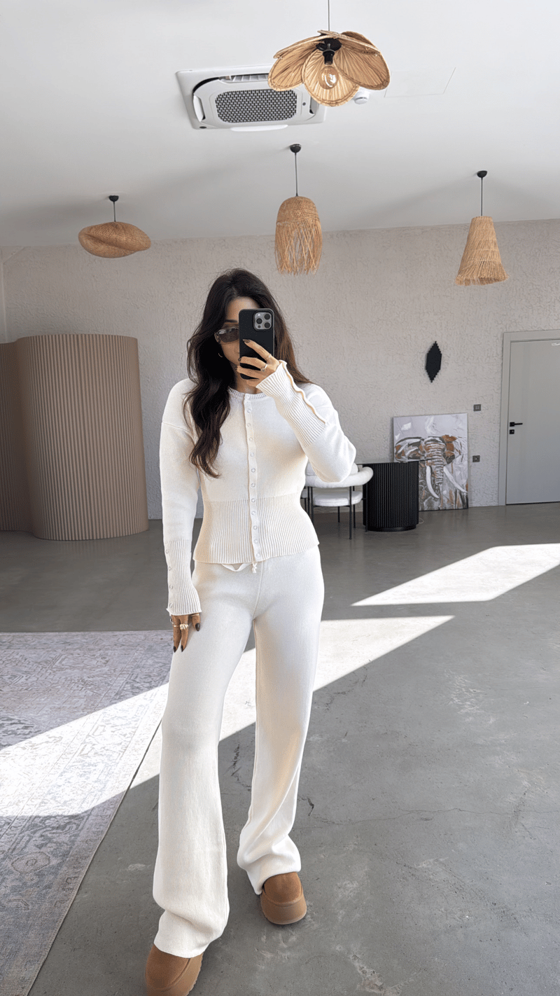 Taş Rengi Triko Çıtçıtlı Pantolon Hırka Takım