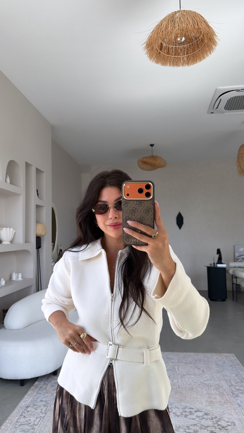 Vanilya Tokalı Kemerli Premium Triko Hırka