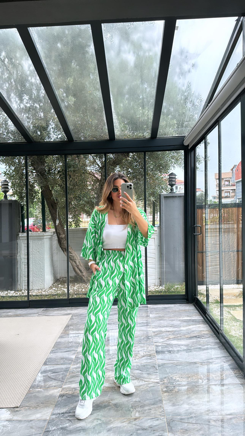 Yeşil Kimonolu Takım