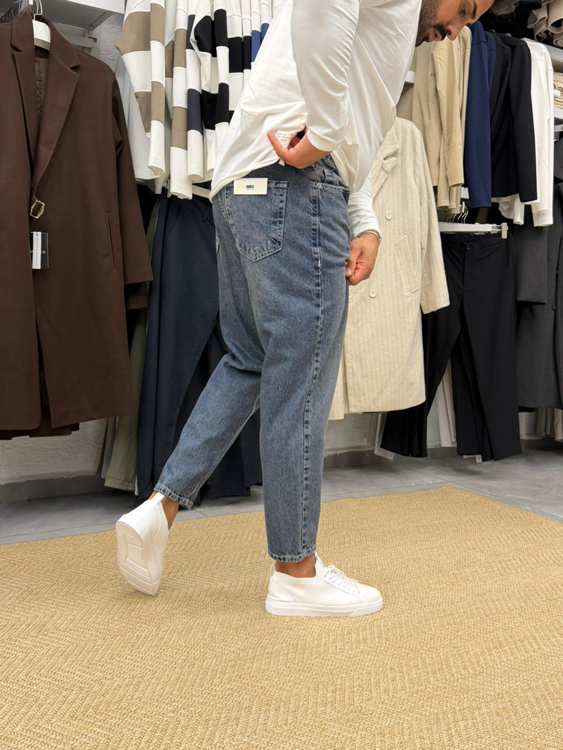 We 11 Boyfriend Jean