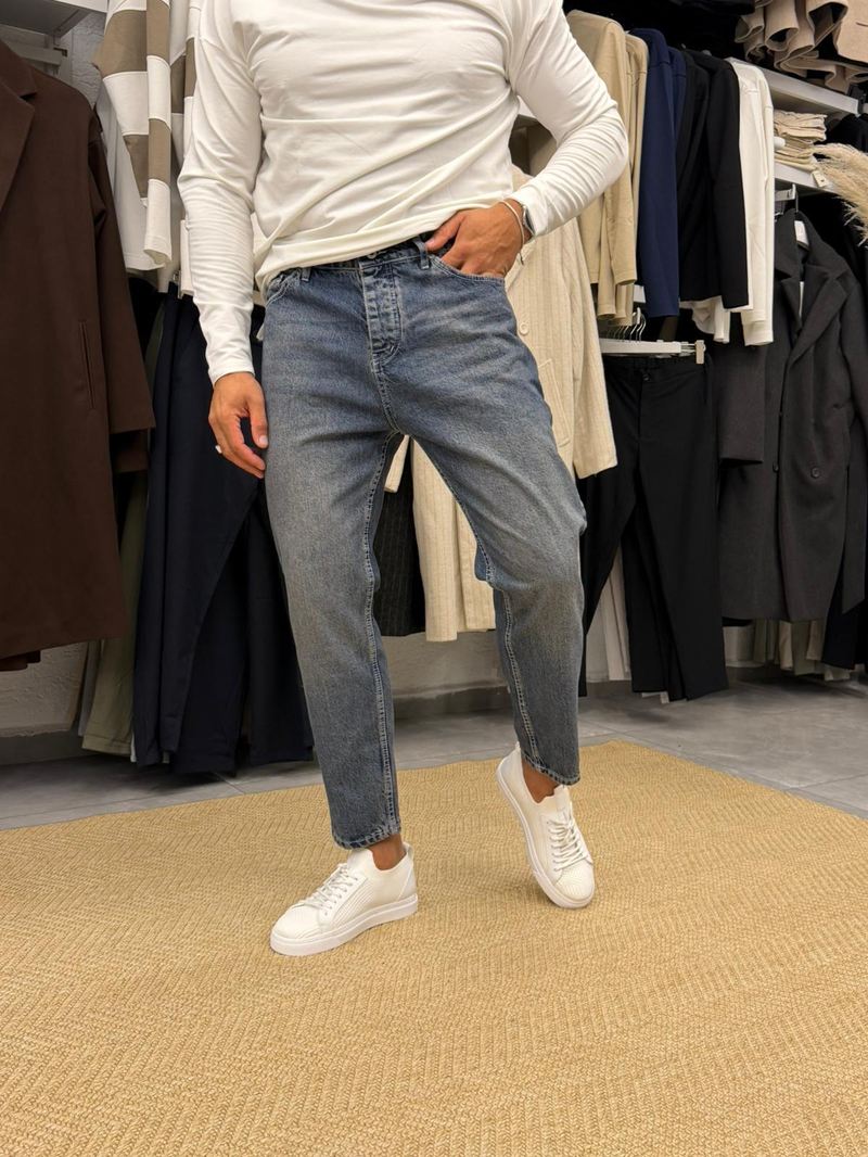 We 11 Boyfriend Jean