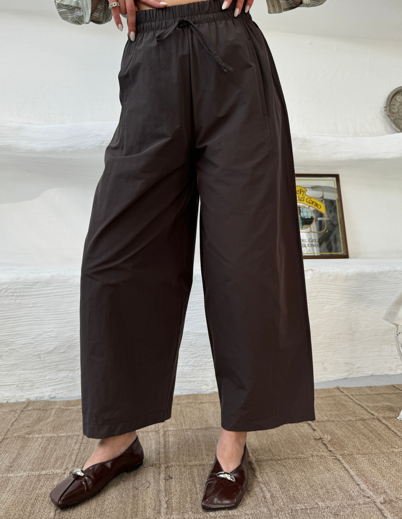 Beli Lastikli Bağlamalı Geniş Paça Pantolon Kahve