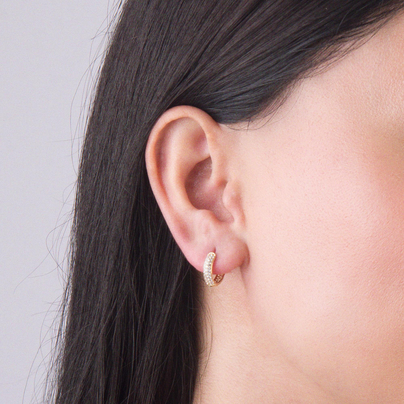 14 Ayar Tam Taşlı Halka Altın Küpe