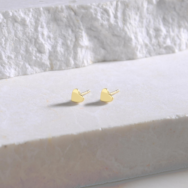 14 Ayar Altın Minik Kalp Küpe