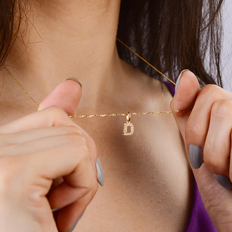 14 Ayar Altın D Harfi Taşlı Kolye Ucu