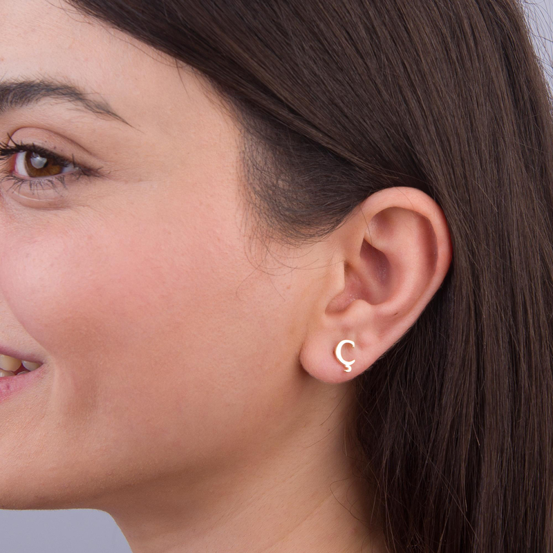 14 Ayar Altın Ç Harf Küpe