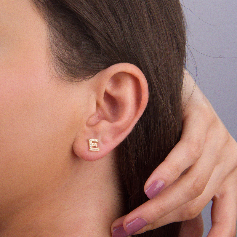 14 Ayar Altın Taşlı E Harf Küpe