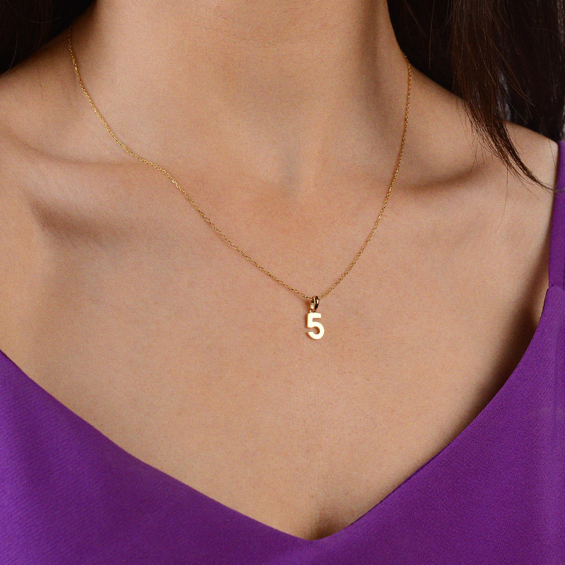 14 Ayar Beş Rakamı Altın Kolye Ucu