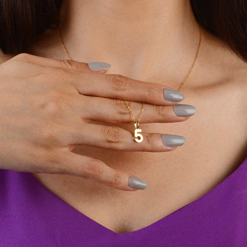 14 Ayar Beş Rakamı Altın Kolye Ucu