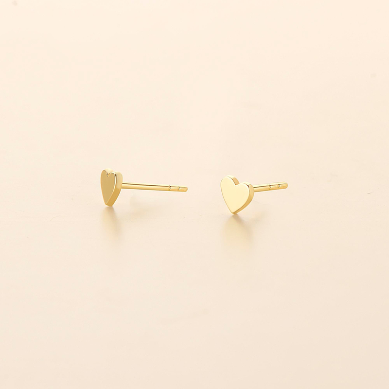 14 Ayar Altın Minik Kalp Küpe