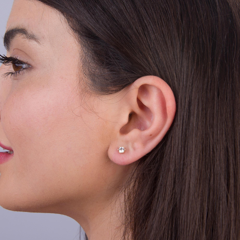 14 Ayar Tektaş Altın Küpe