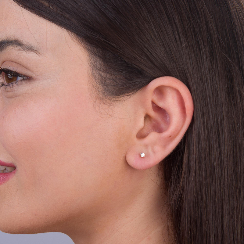 14 Ayar Tektaş 3 mm Altın Küpe