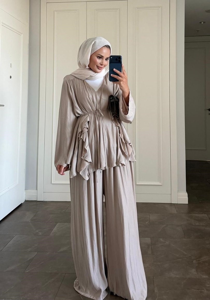 Batik Pantolonlu Takım Bej