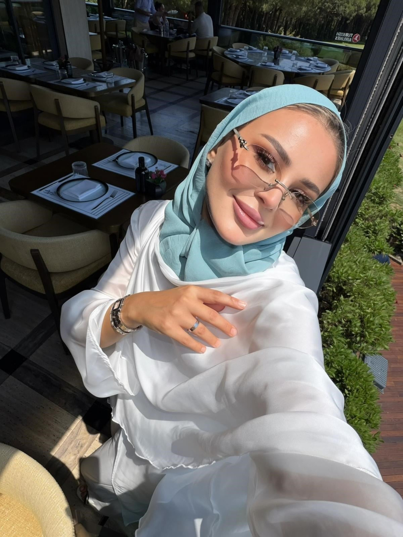 Gloria Takım Beyaz