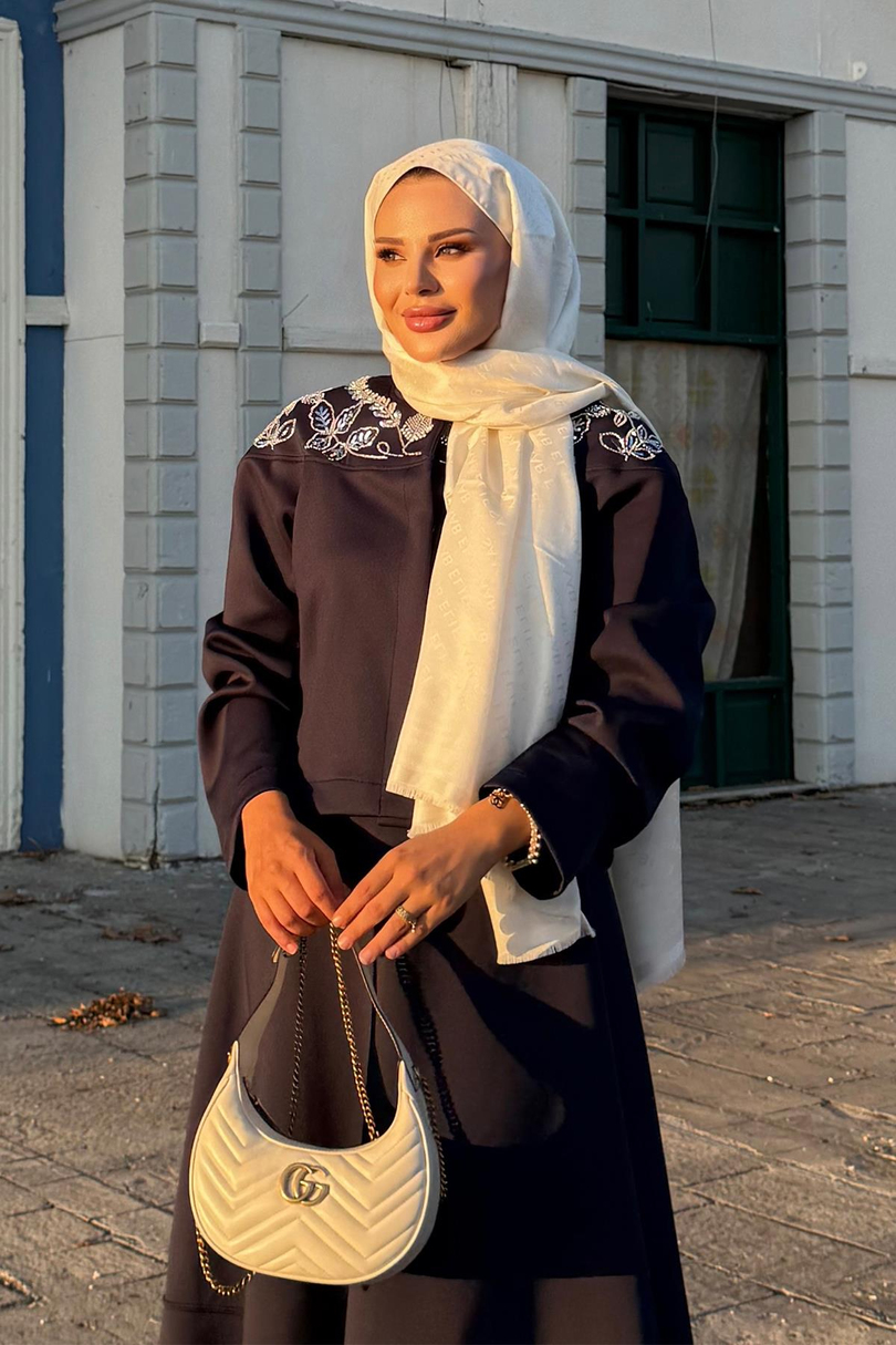 Yakası Taş İşlemeli Etekli Mina Scuba Takım Lacivert