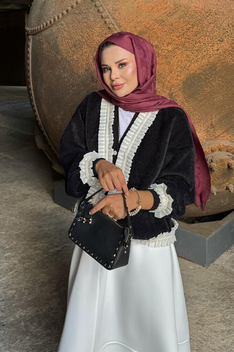 FIRFIR DETAYLI PELUŞ BELLA HIRKA SİYAH