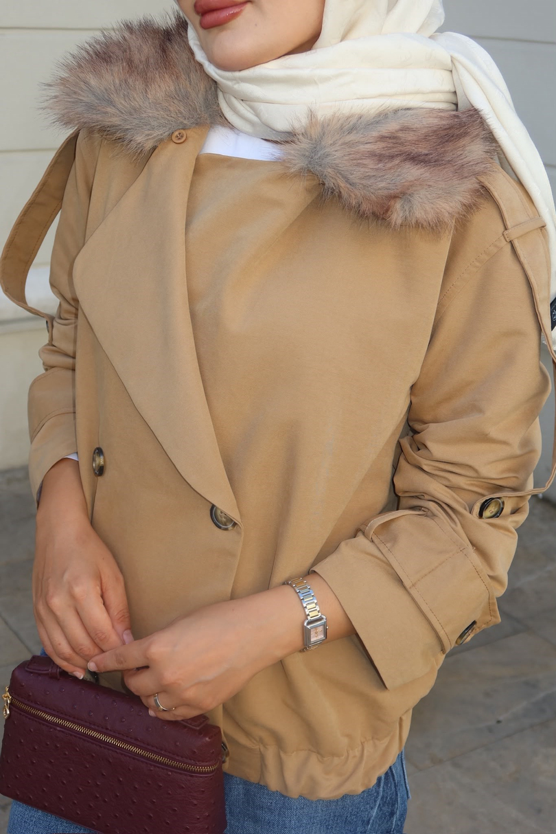 Kürk Yakalı Trenç Camel