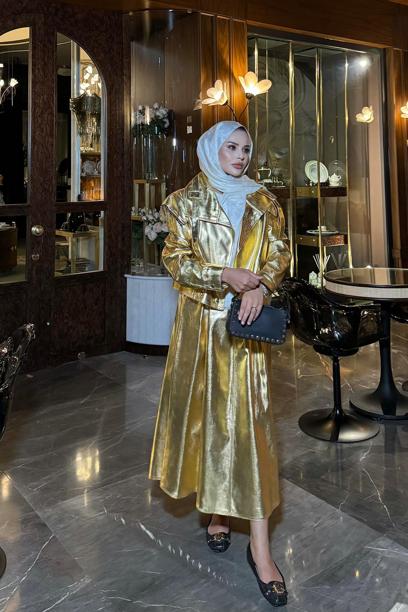 Omzu Taş Detaylı Metalik Azalea  Etekli Takım Gold