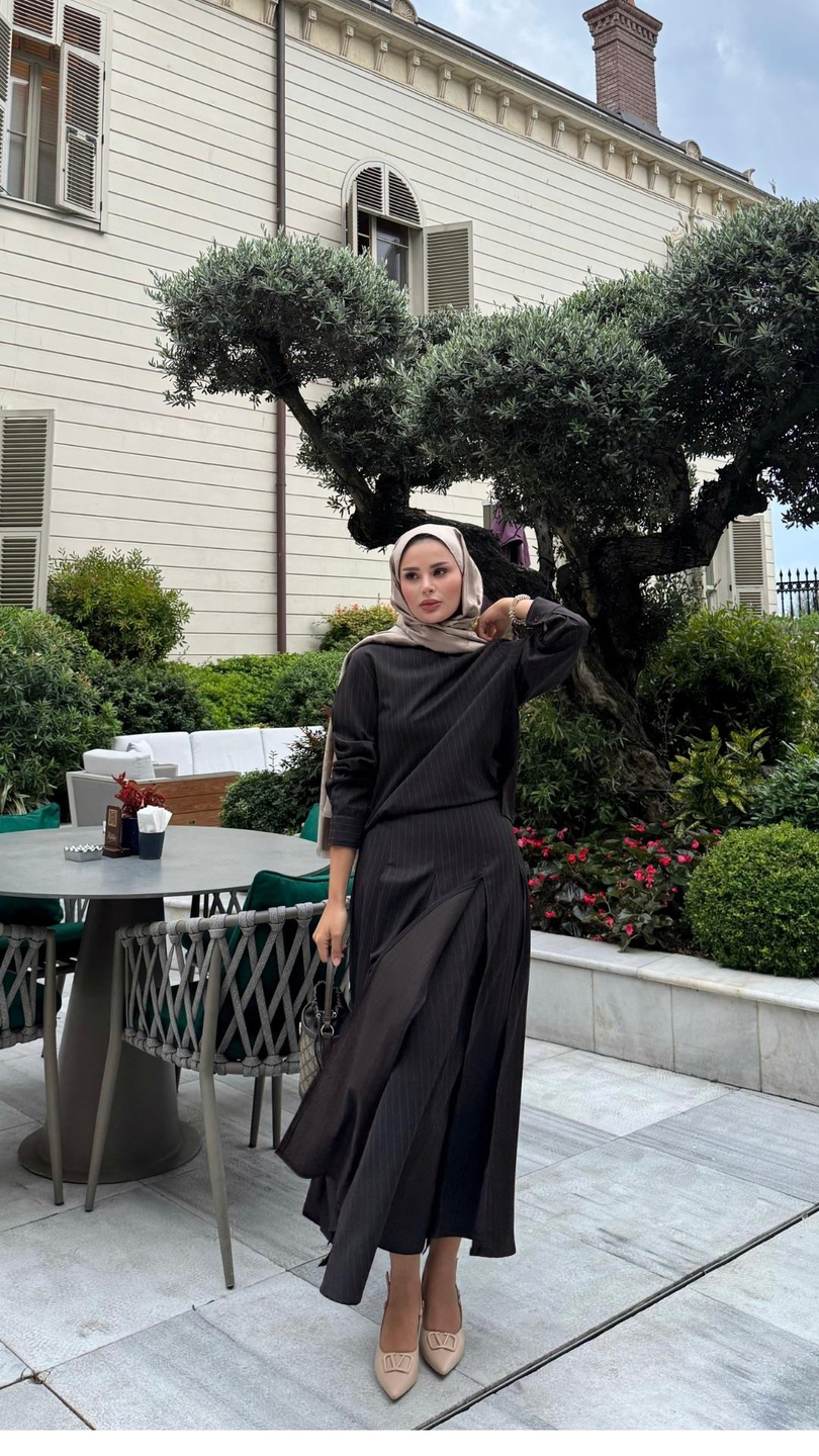 Çizgi Detaylı Aristo Etekli Takım Kahve