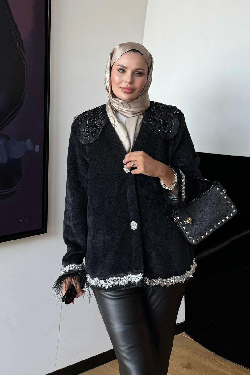 Taş Detaylı Kolu Tüylü Diva Ceket Siyah