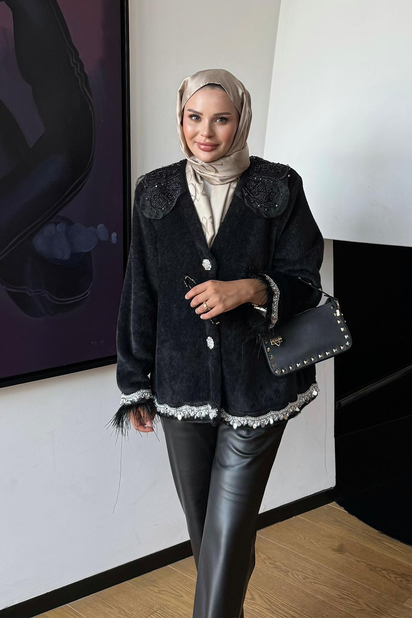 Taş Detaylı Kolu Tüylü Diva Ceket Siyah