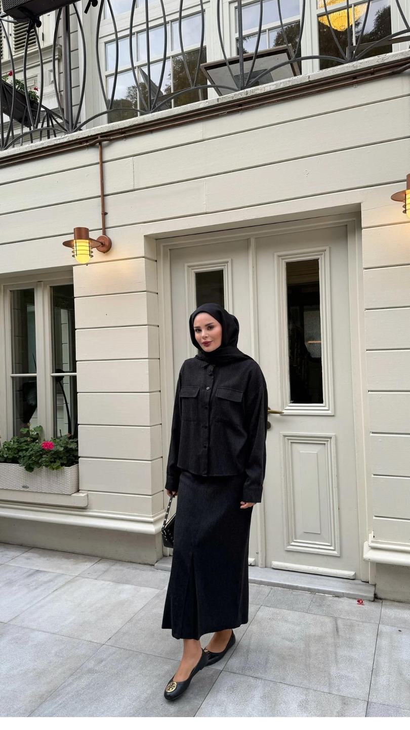 Oduncu Kumaş Gömlekli Etekli Takım Siyah