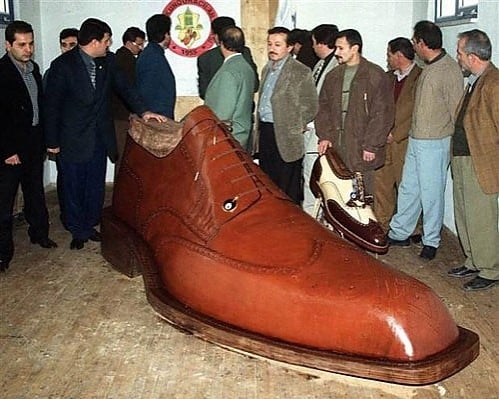 Büyük Numara Ayakkabılarda Kalitenin Önemi Nedir?