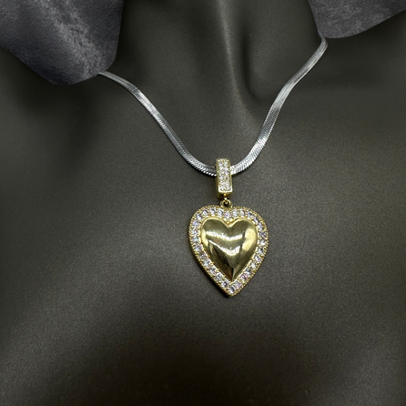 Amora – VIP Koleksiyon Gümüş Renkli İtalyan Zincirli 4 cm Gold Kalp Figürlü Kolye
