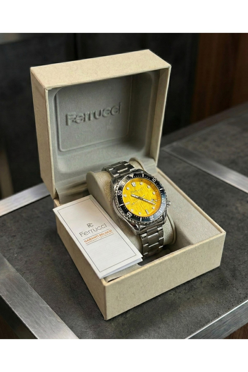 Erkek Kol Saati Sarı Kadran Çelik 44 mm Quartz Mineral Cam