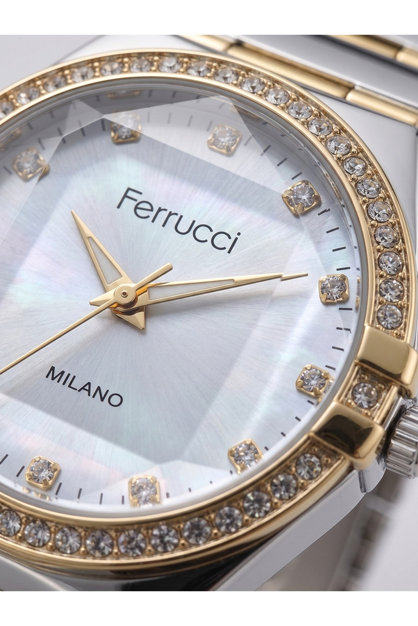Milano 32 mm Lazer Kesim Camlı Taşlı Çift Renk Gümüş Kadran Kadın Saati