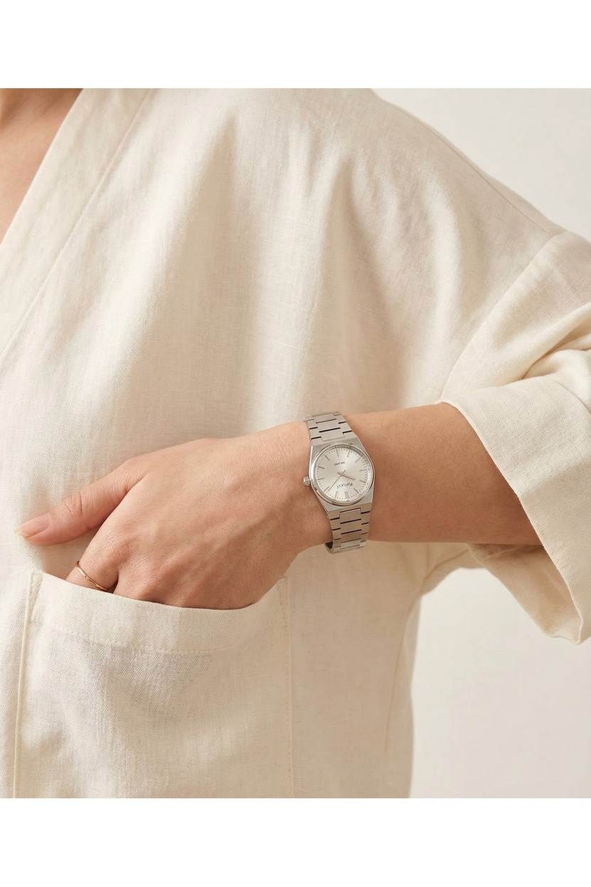 Milano Kadın Kol Saati 26 mm Gümüş Renk Çelik Kordon Gümüş Kadran Minimal Quartz