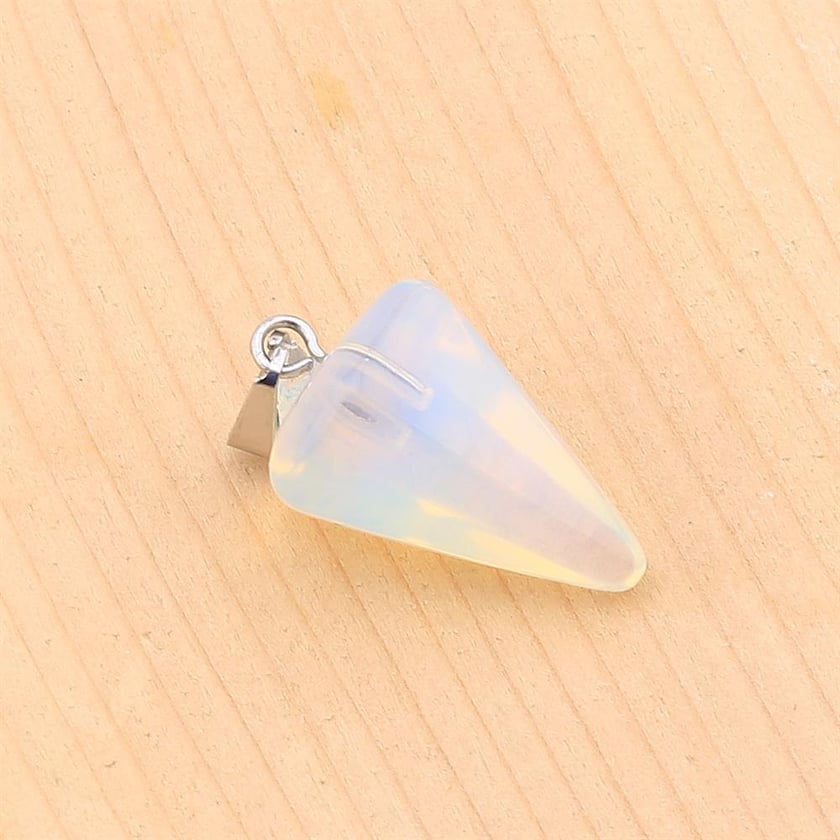 Konik Piramit Opal Kolye Ucu