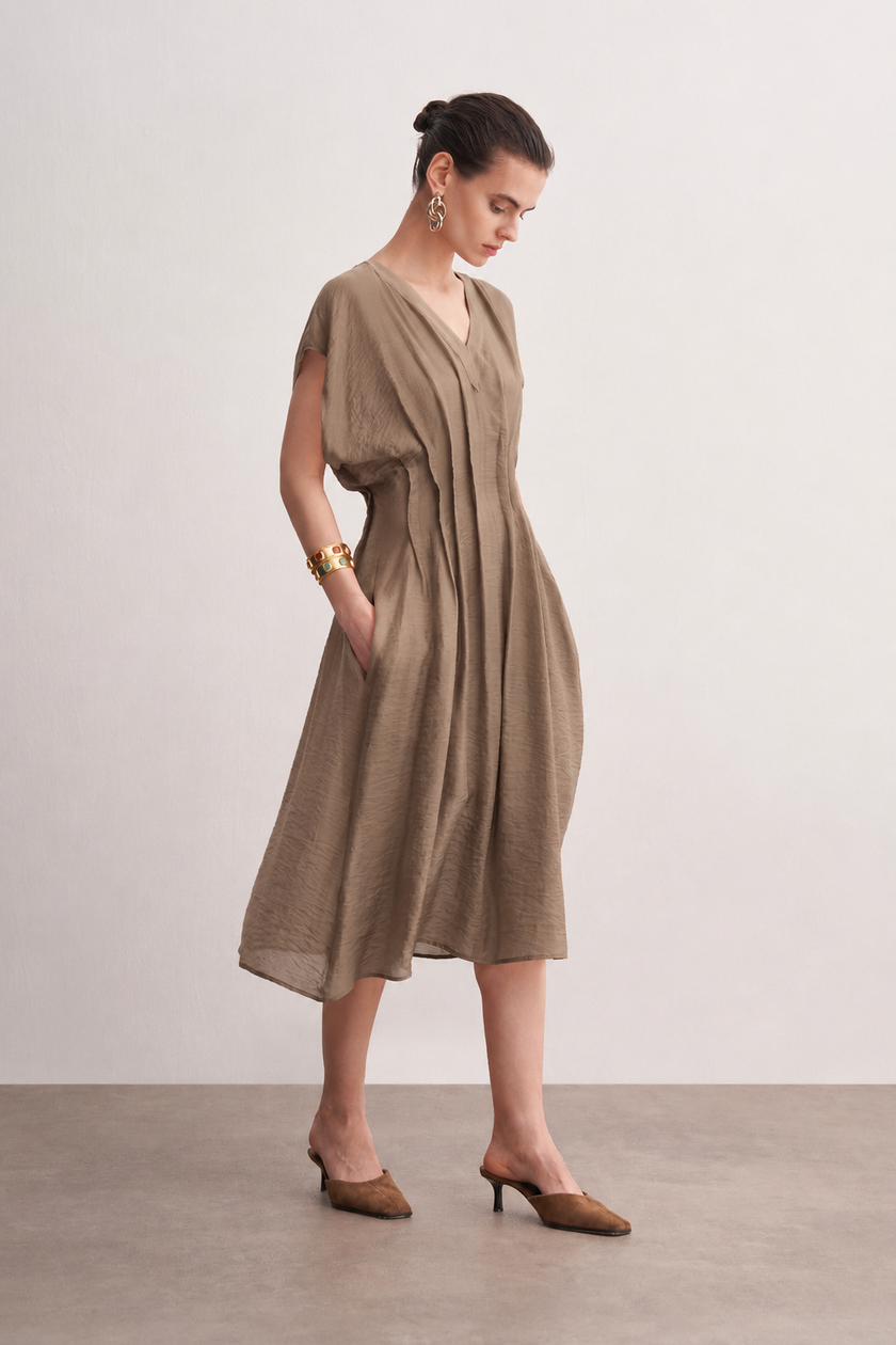 DRESS
