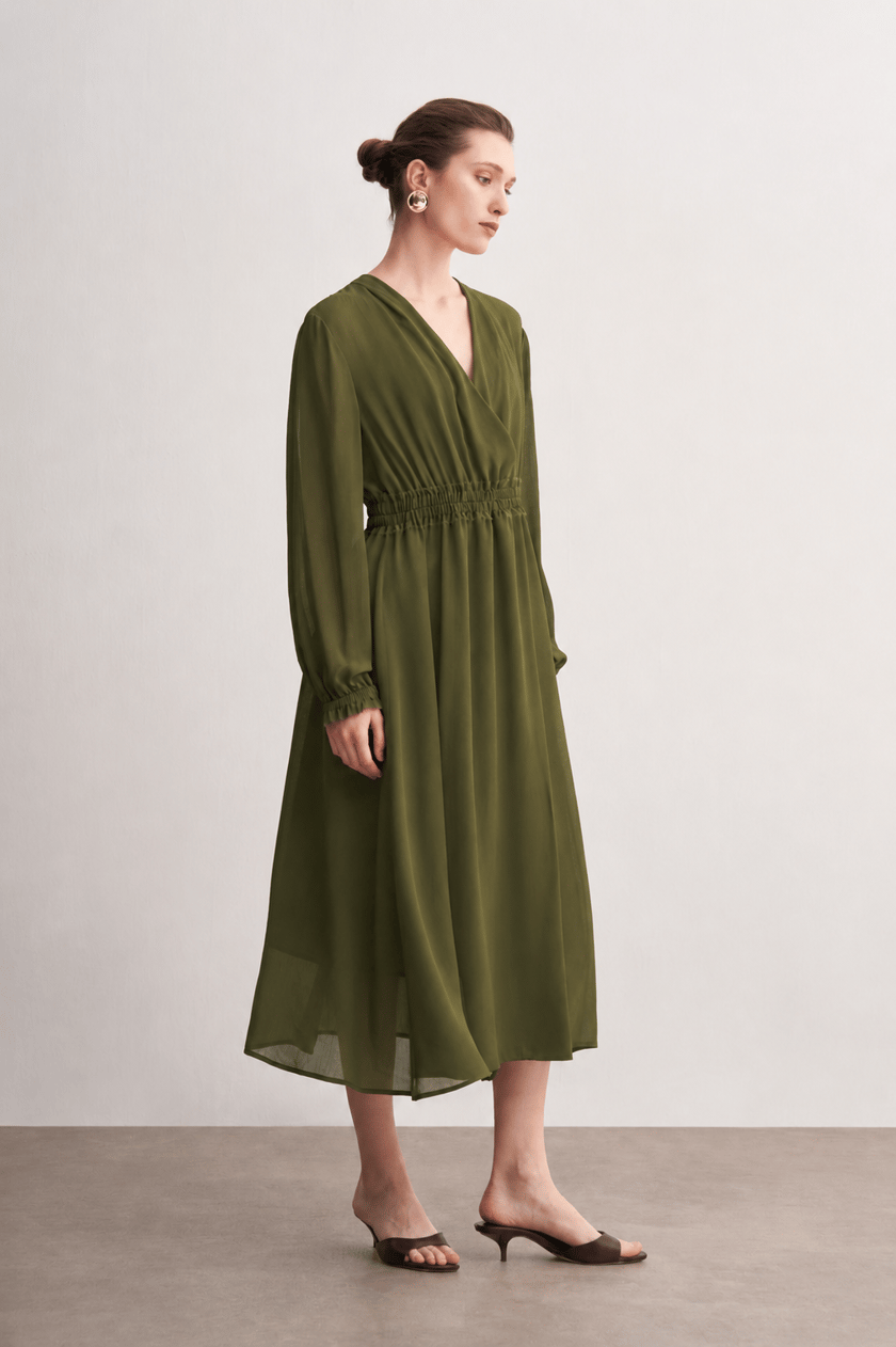 DRESS