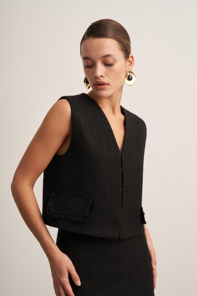 VEST