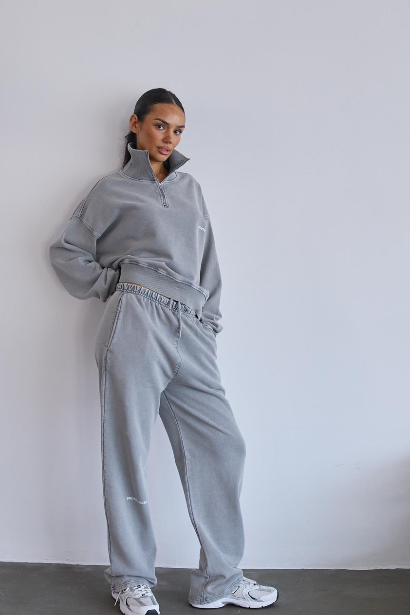 Gri Fermuarlı Sweatshirt Ve Sweatpants Takım