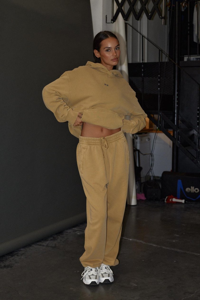 Oversize Hoodie ve Pantolon Takım
