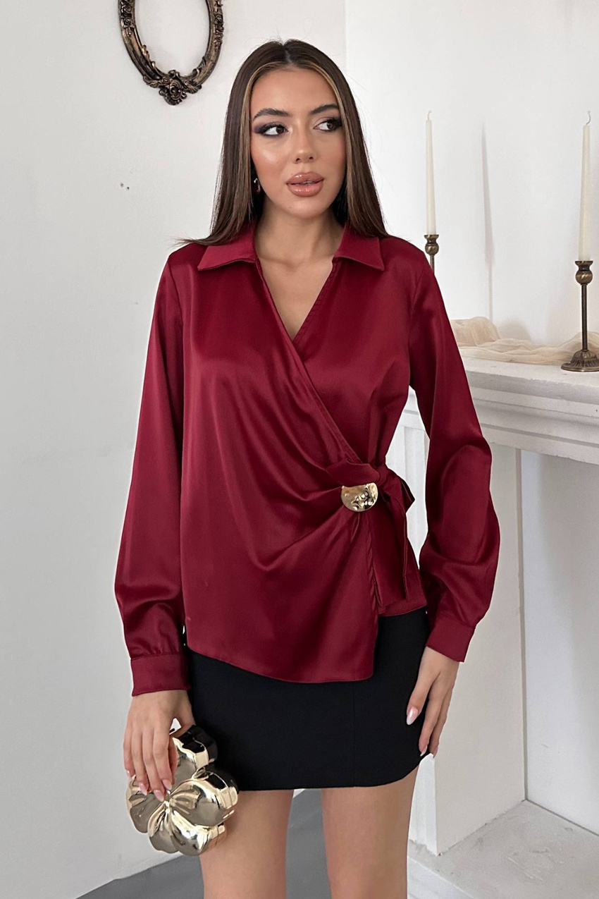 Bordo Düğme Detaylı Saten Bluz