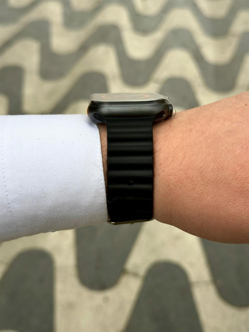 Ferro FSW1113-G Ultra Ios&Android Akıllı Kol Saati Ferro FSW1113-G