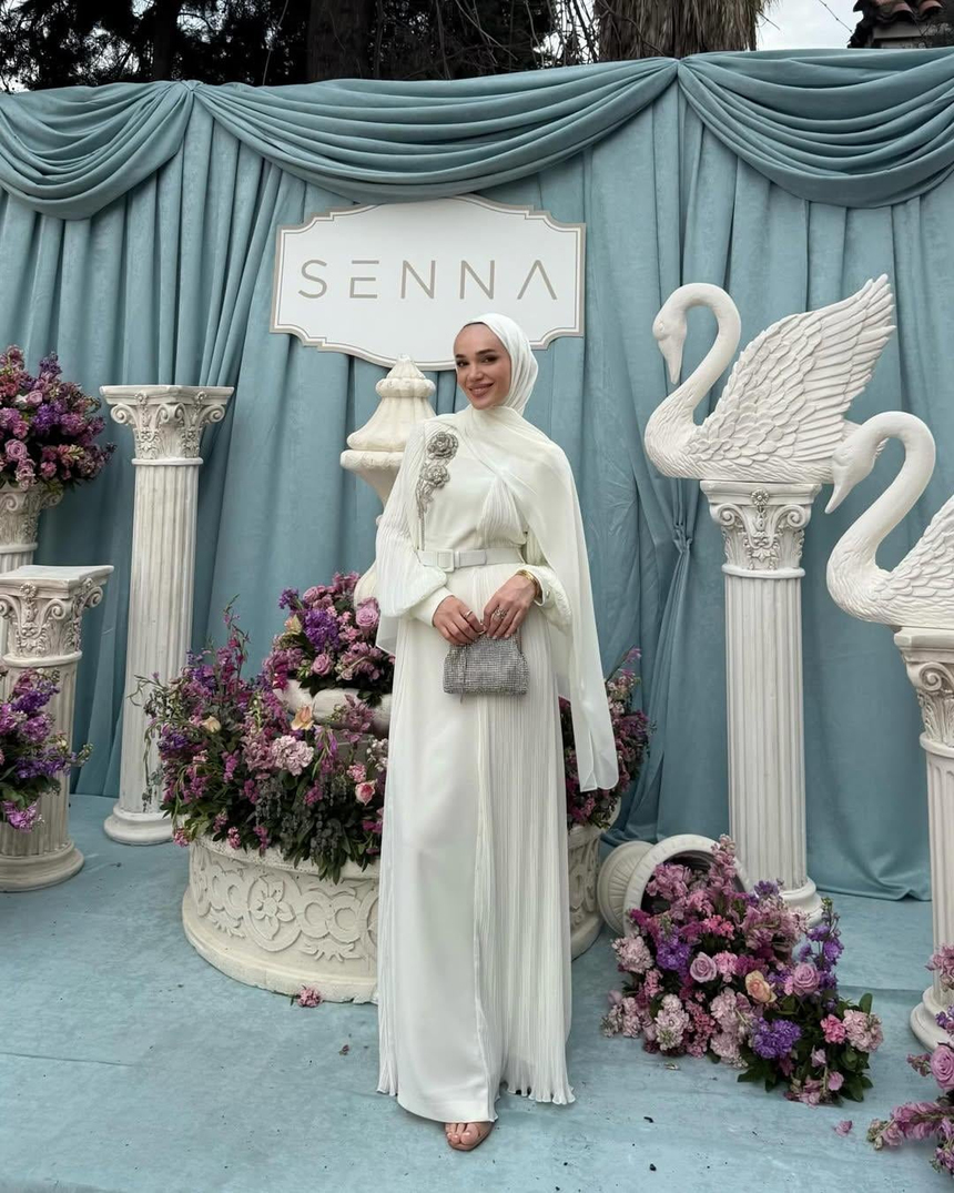 30011 ROZANNA  ELBİSE Ekru