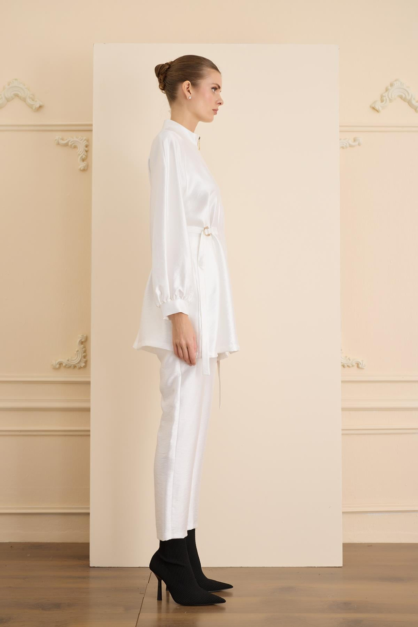 Rosalinda Suit Ecru