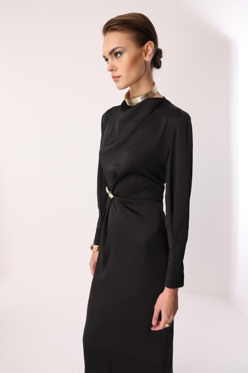  Drapeli Yüksek Yaka  Midi Elbise SİYAH