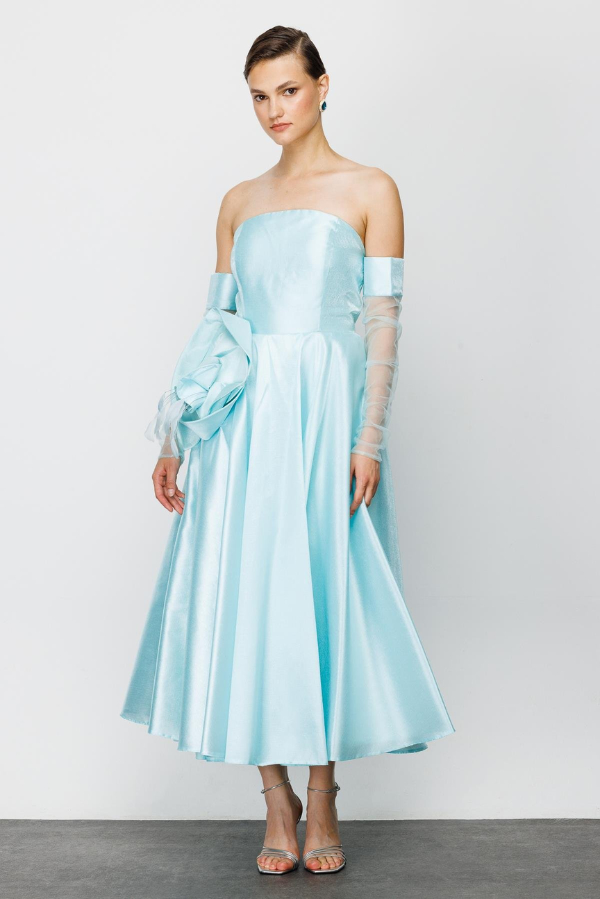 Gül Detaylı Eldivenli Mavi Abiye