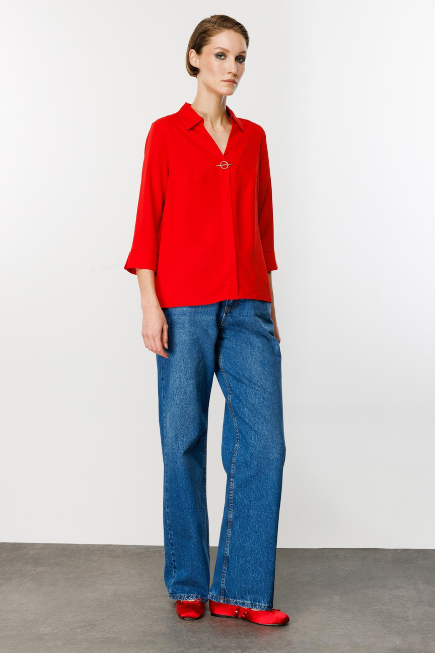 Accessory Detailed Blouse RED